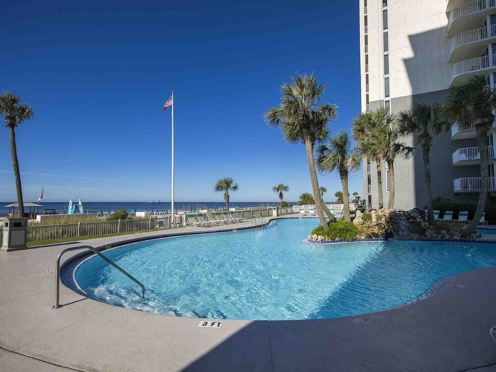 Фото Long Beach Resort by Southern Vacation Rentals