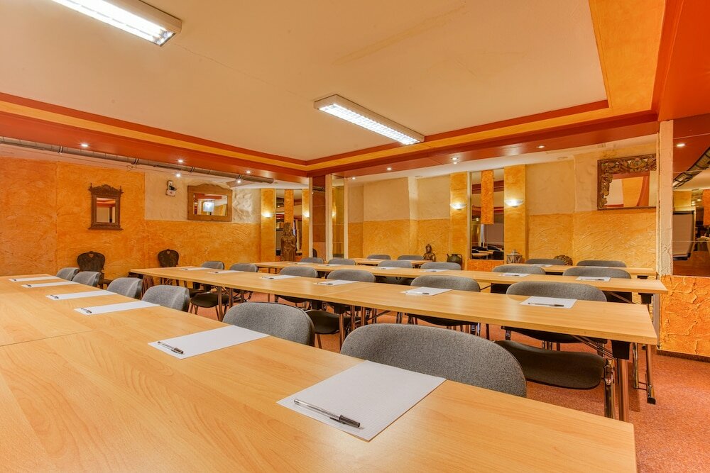 Фото Ff&e Hotel Bavaria