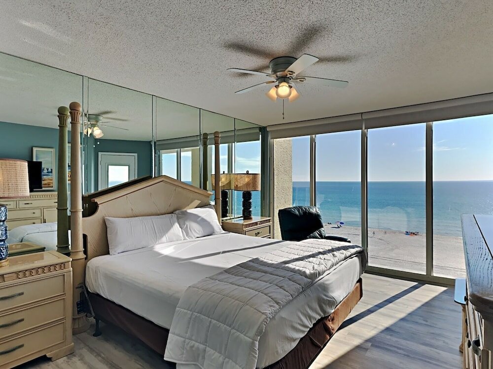 Фото Long Beach Resort by Southern Vacation Rentals