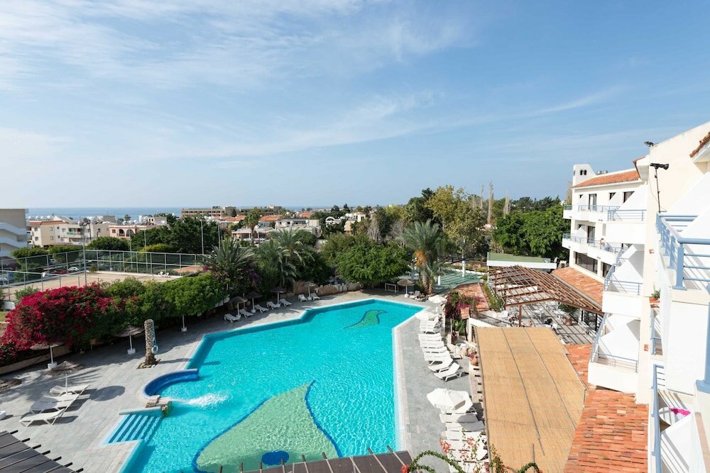 Фото Paphos Gardens Holiday Resort