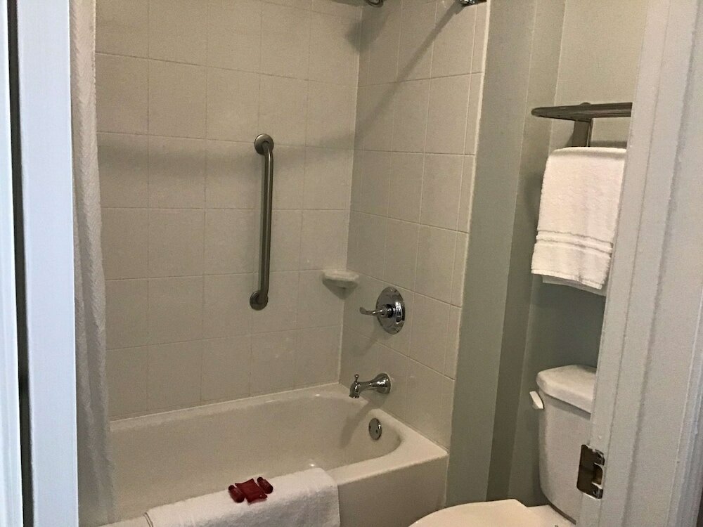 Фото SureStay Studio by Best Western Pensacola