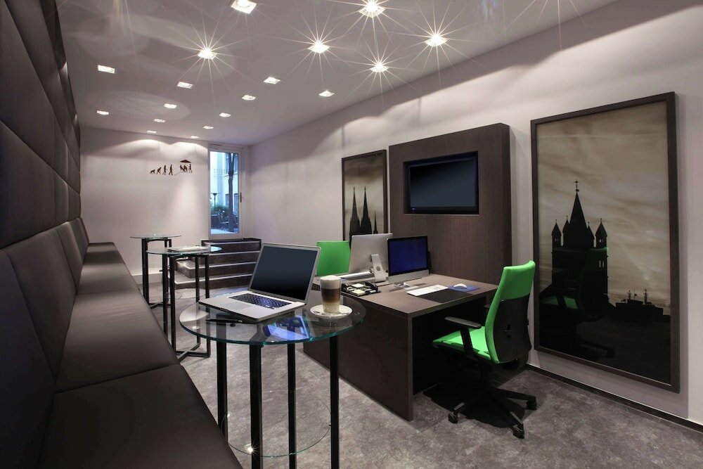 Фото Lindner Hotel City Plaza