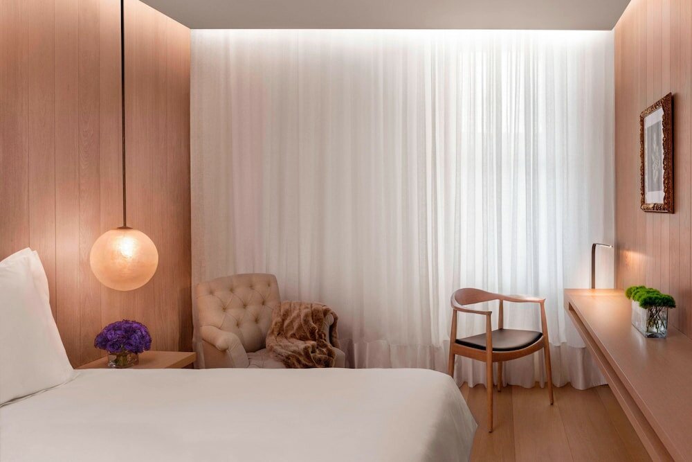 Фото The London Edition