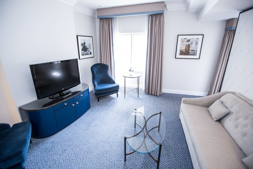 Фото The Waldorf Hilton, London