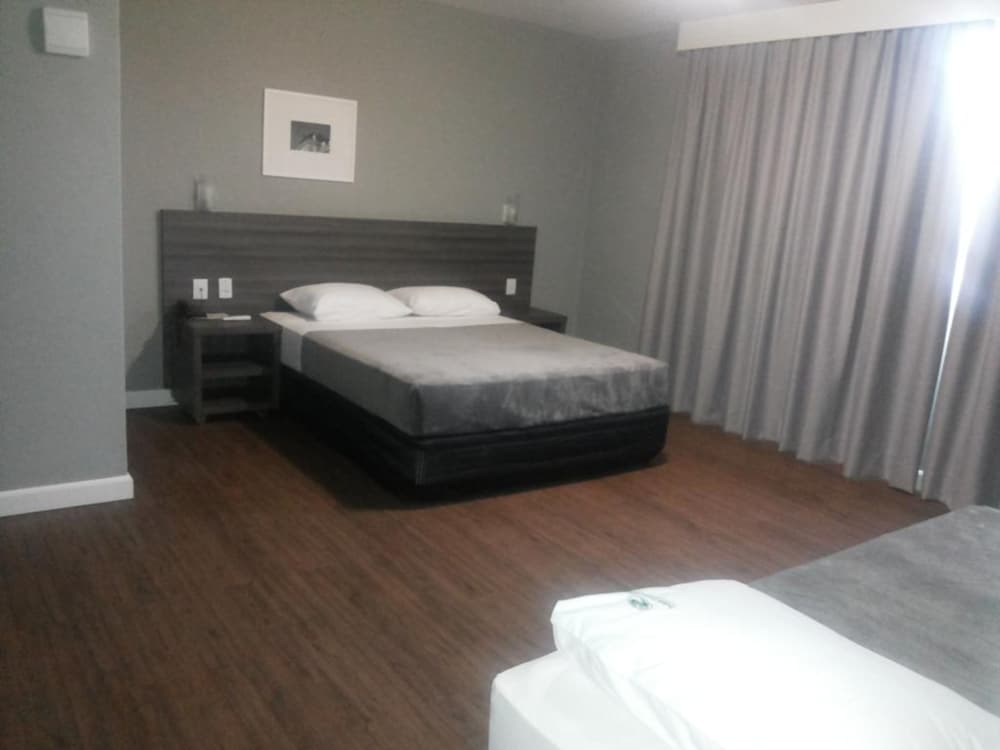 Фото Duque Center Hotel