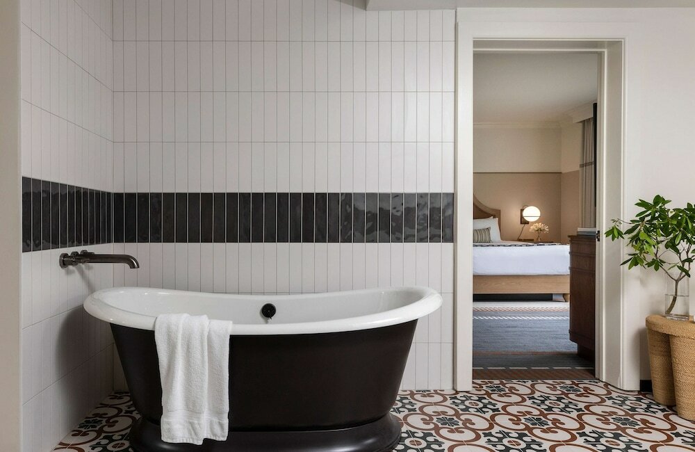 Фото Estancia La Jolla Hotel & SPA