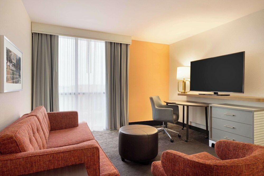 Фото DoubleTree by Hilton Fort Worth South