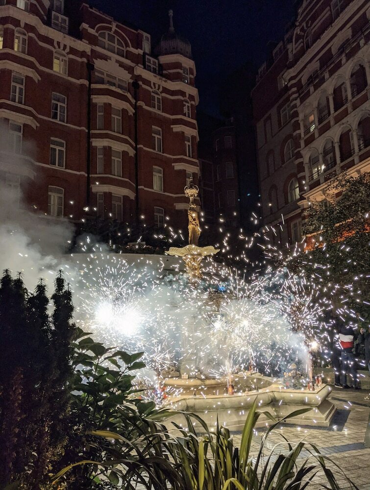 Фото Taj 51 Buckingham Gate, Suites and Residences