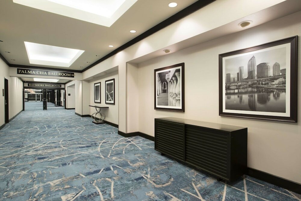Фото Hilton Tampa Downtown