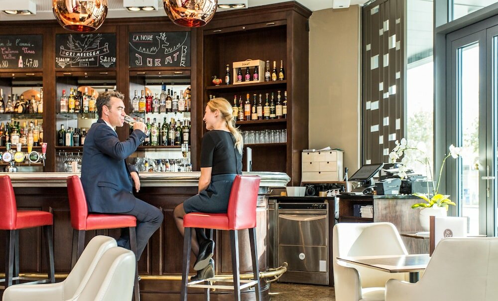 Фото Mövenpick Hotel Lausanne