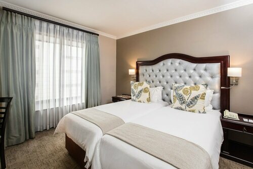Гостиница Premier Hotel Cape Town в Кейптауне