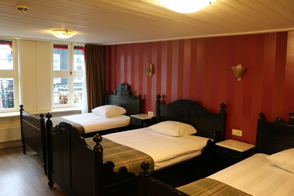 Фото 158116823309