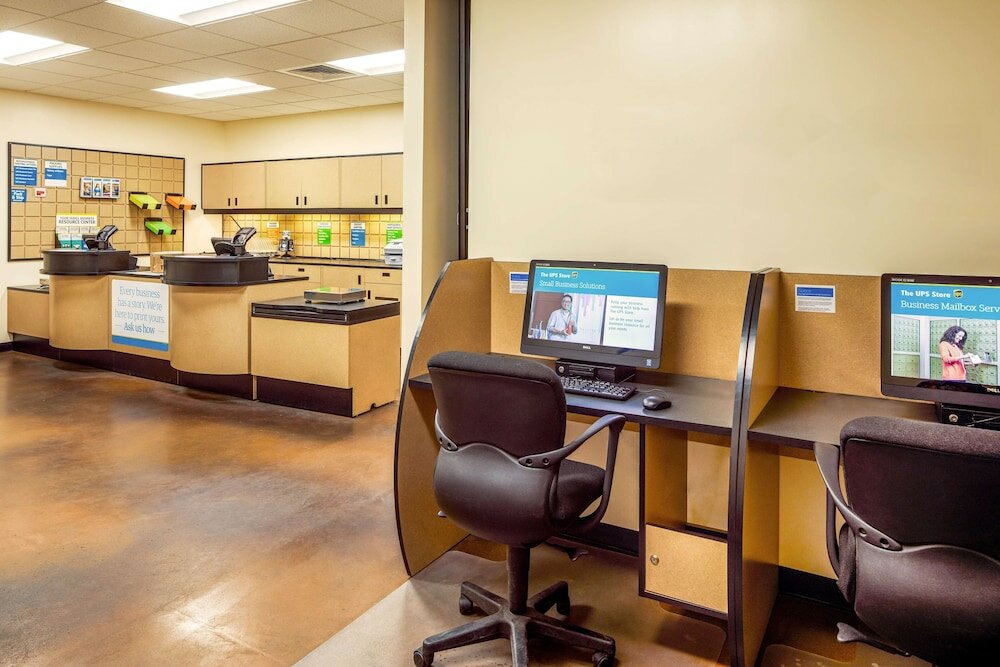 Фото Hilton Denver City Center