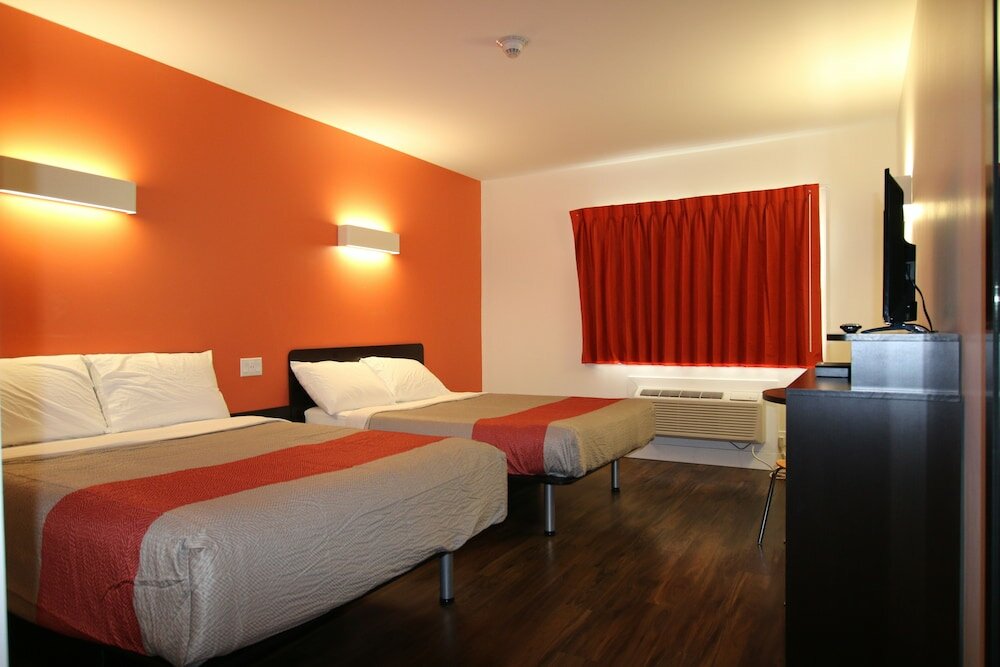 Фото Motel 6 Moncton, NB