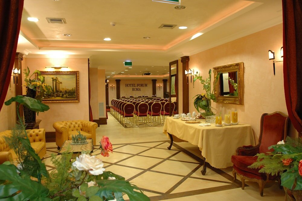 Фото Hotel Forum