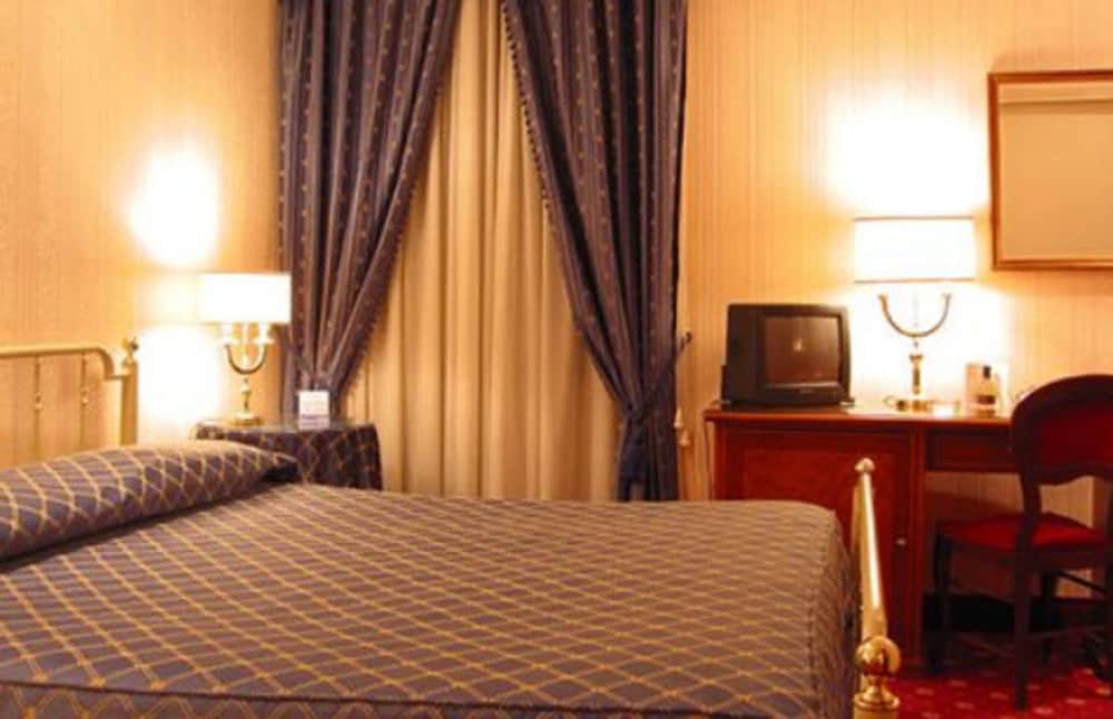 Фото отеля 4