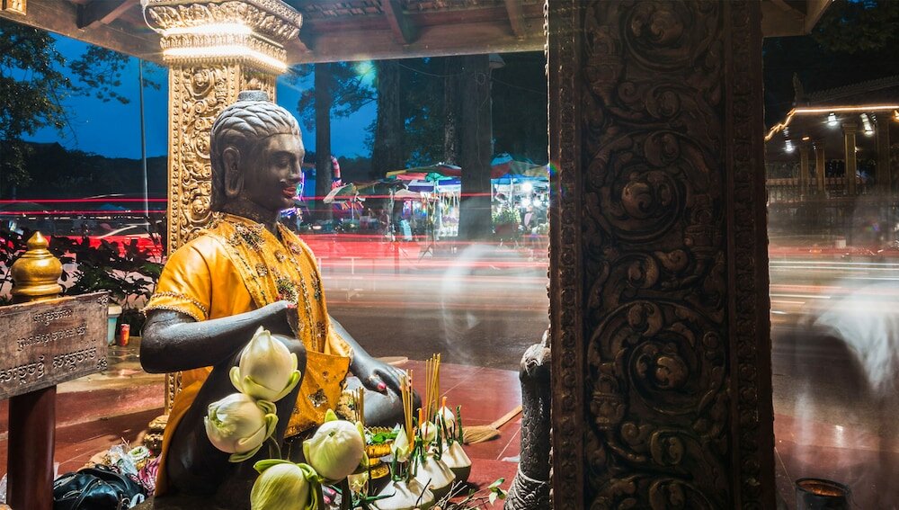 Фото Lynnaya Urban River Resort