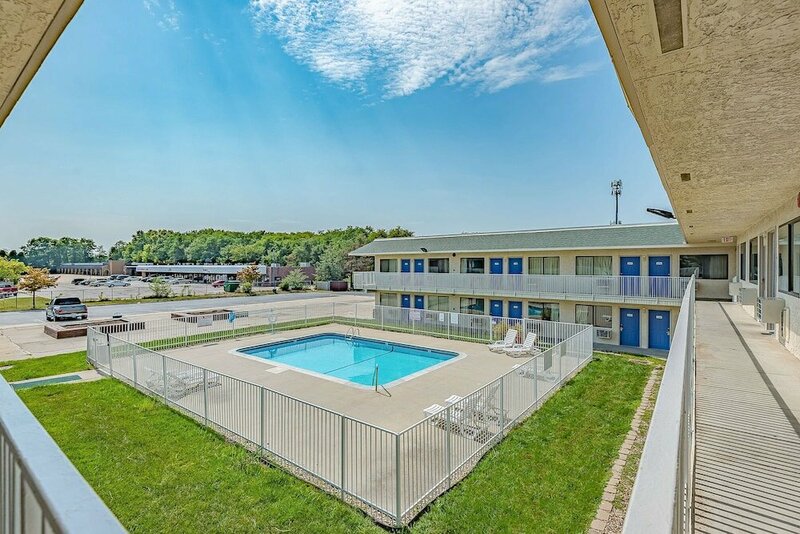 Гостиница Motel 6 Kansas City, Mo - Airport в Канзас-Сити