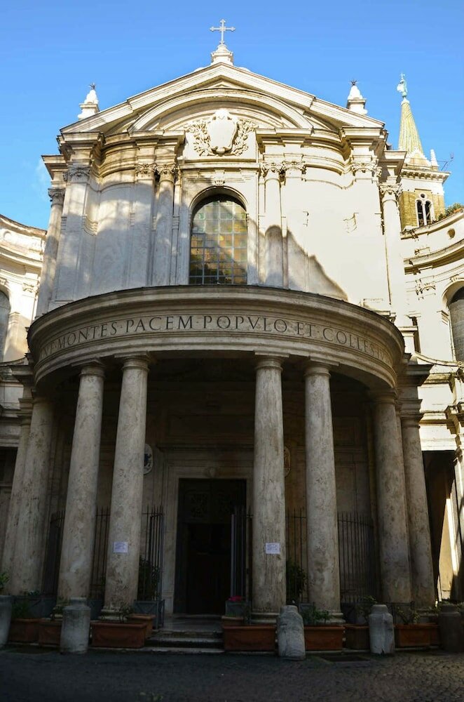 Фото Assunta Domus