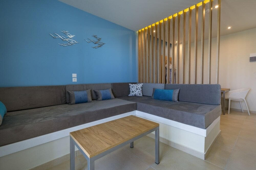 Фото Sunny day's Hotel Apartments