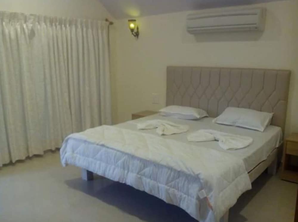 Фото Morjim Holiday Beach Resort