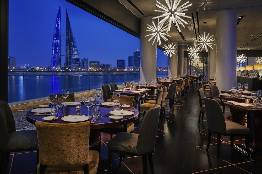 Фото Four Seasons Hotel Bahrain Bay