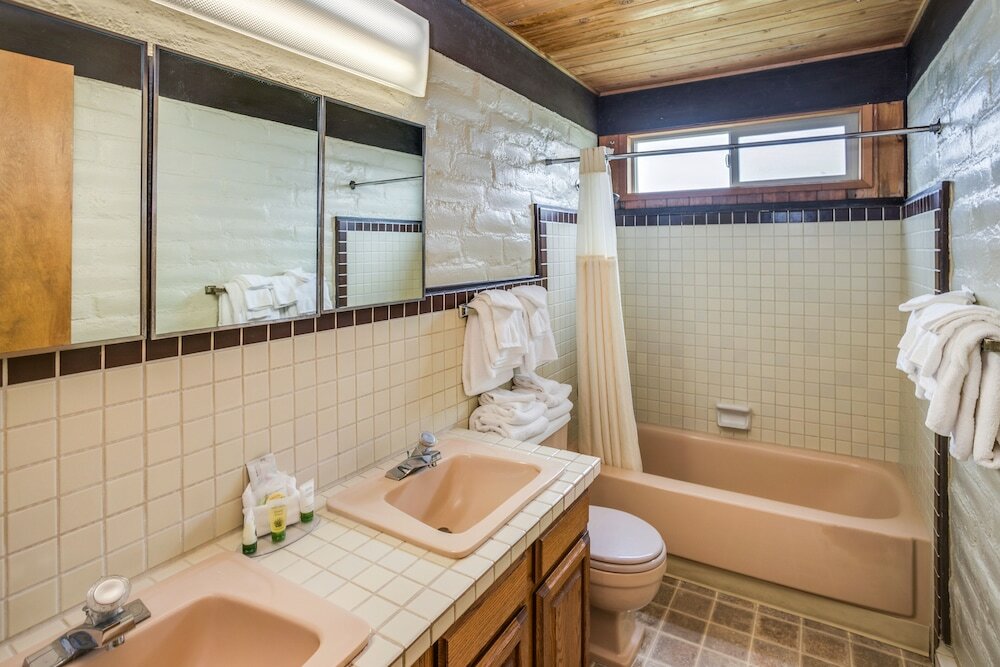 Фото Adobe Resort