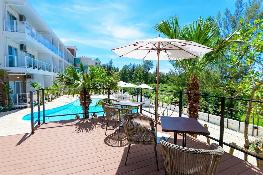 Фото Best Western Okinawa Onna Beach