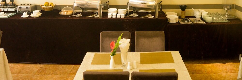 Фото Sunny Holiday Hotel