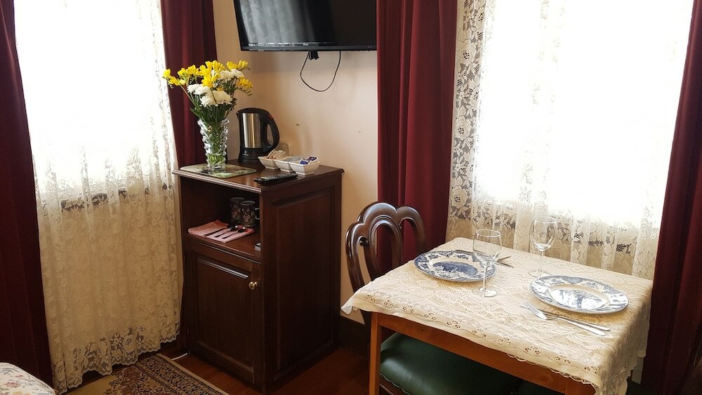 Фото The Postmaster Inn BnB