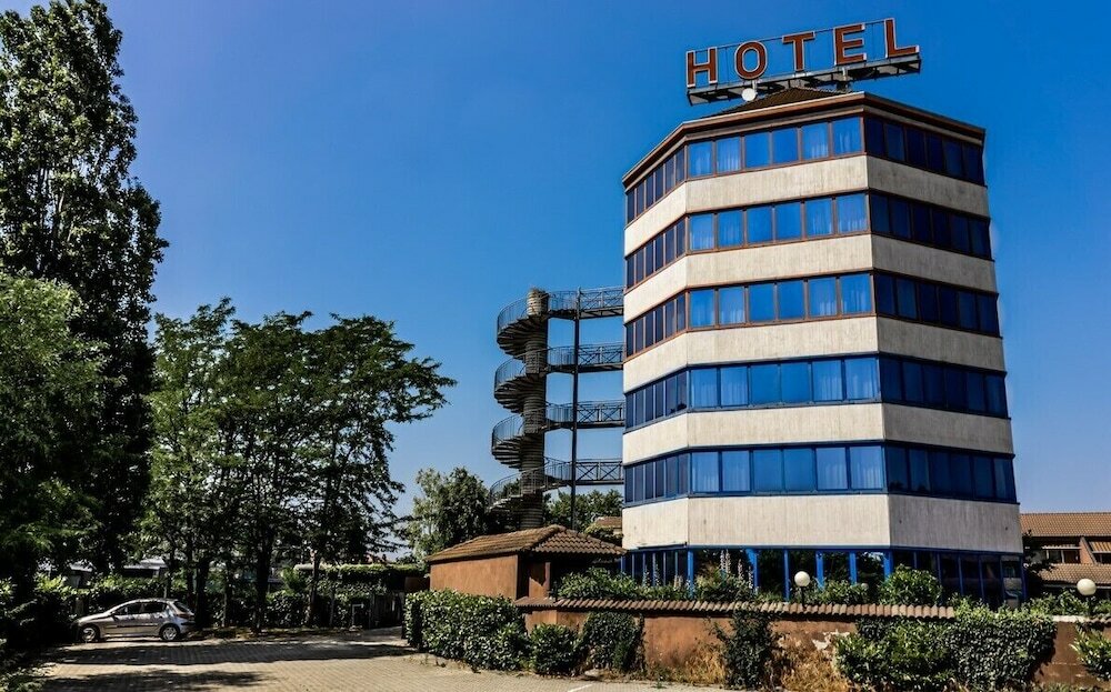 Фото Business Hotel