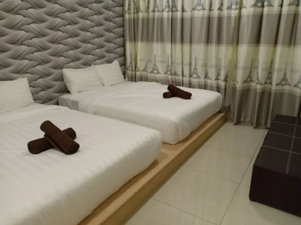 Фото BLeisure Parkland Homestay