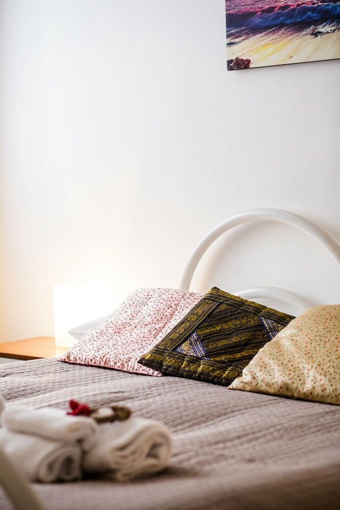 Фото Gambara Citylife Urban Nest