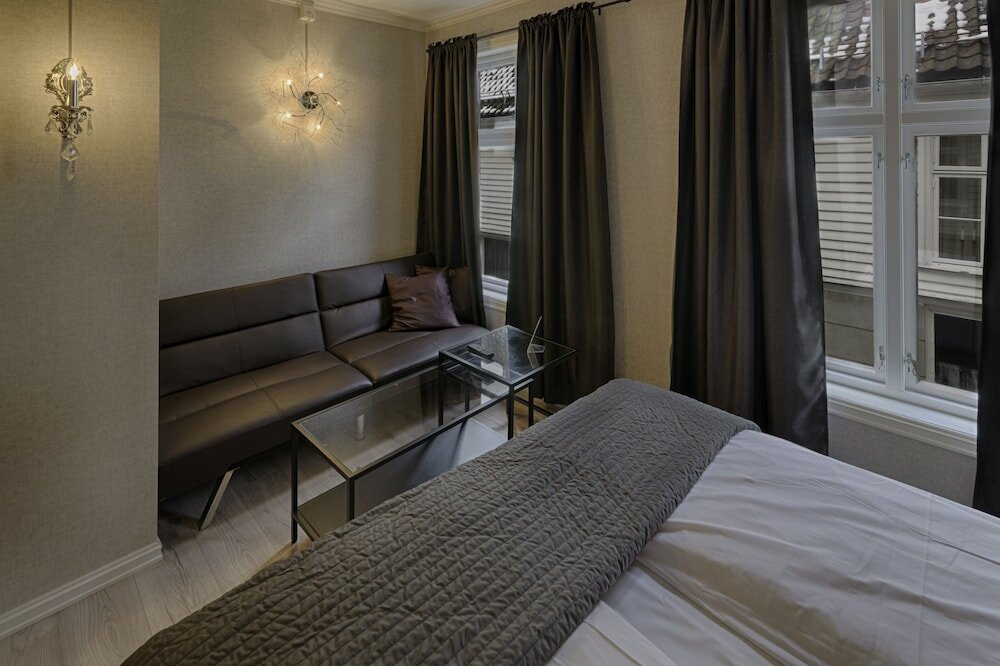 Фото Kjøbmandsgaarden Hotel