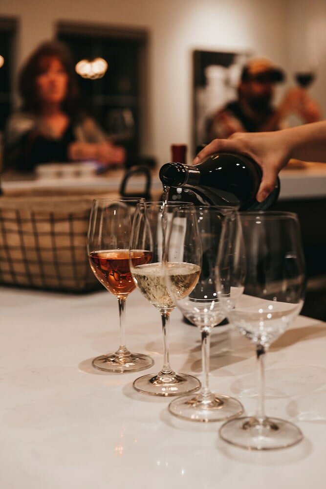 Фото Wine Stone Inn