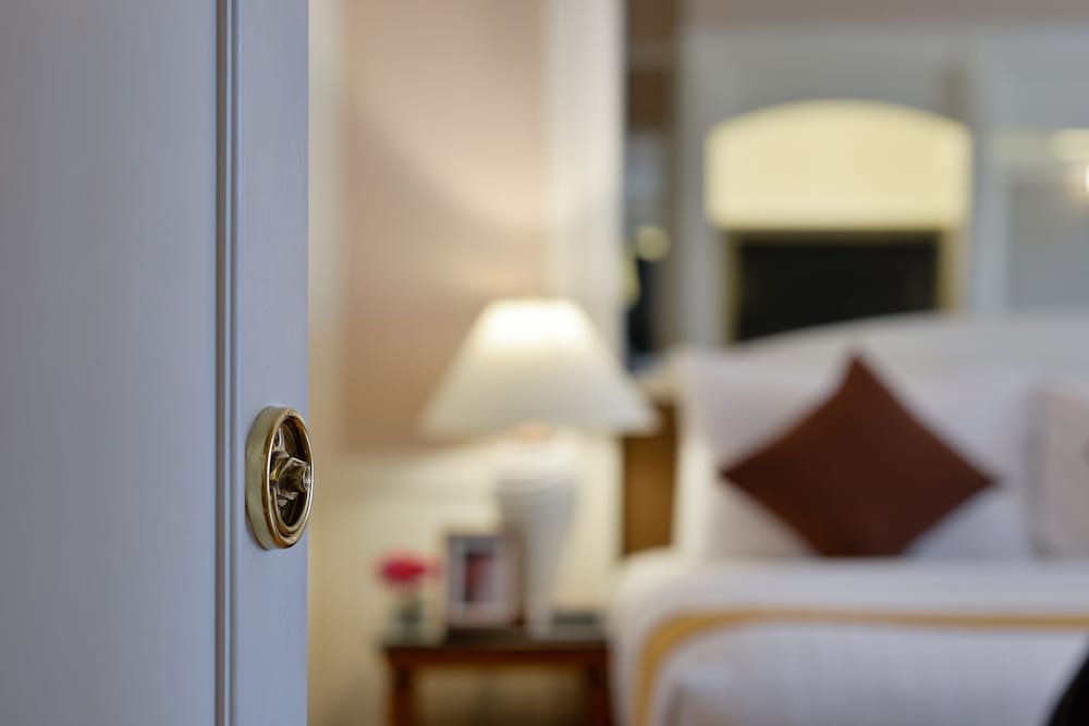 Фото Centre Point Plus Hotel Pratunam