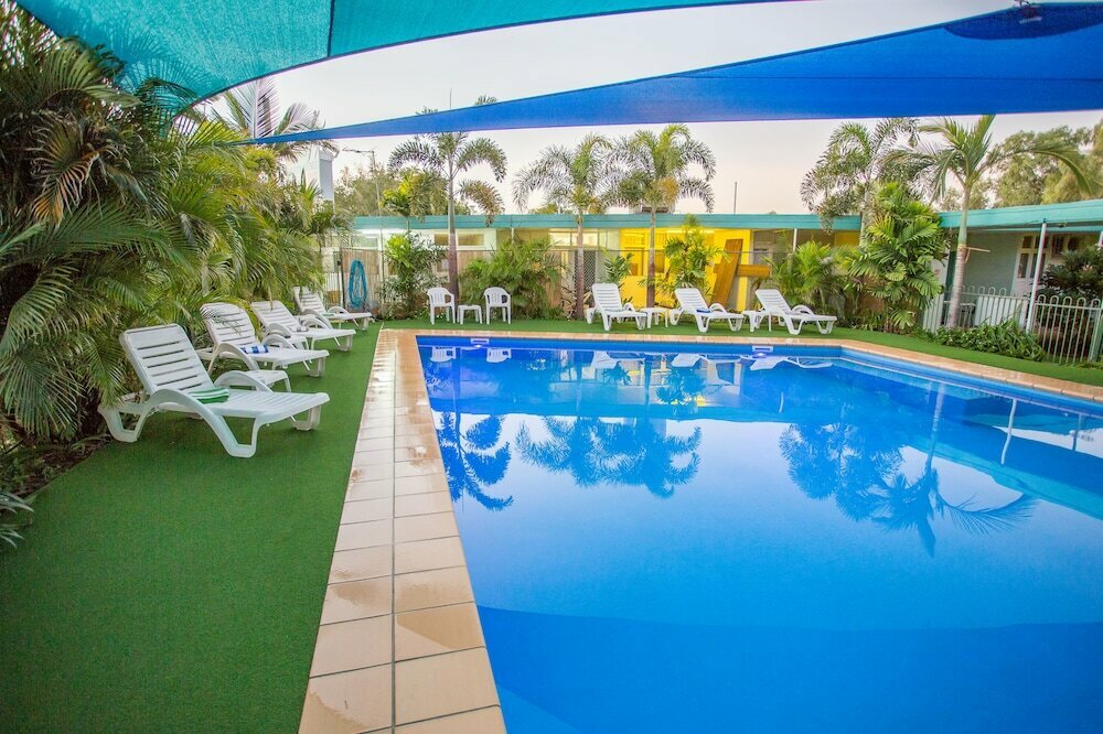 Hotel Fourth Avenue Motor Inn, Queensland, photo