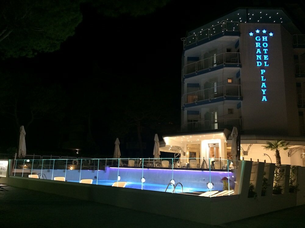 Фото Grand Hotel Playa