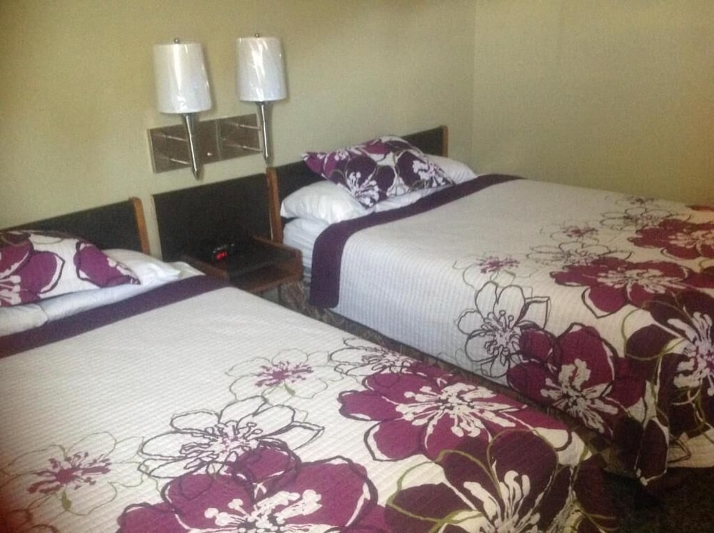 Фото Airport Inn