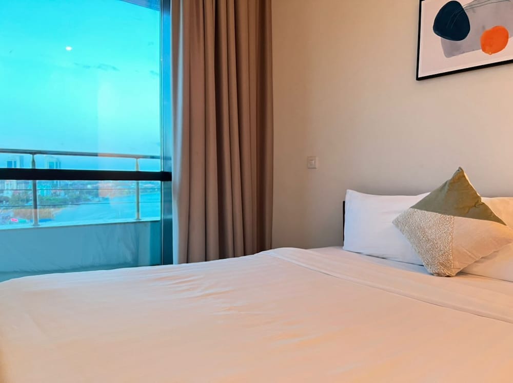 Фото Апартаменты Fairview Luxury