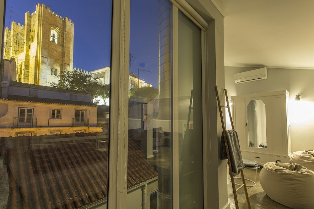 Фото Emporium Lisbon Suites