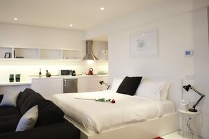 Гостиница 1866 Court & Suites