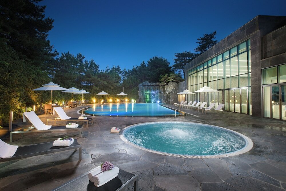 Фото We Hotel Jeju