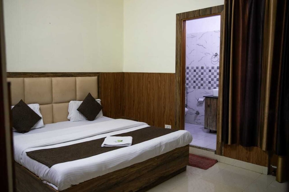 Фото Home Stay Green View Doon