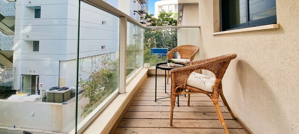 Фото Ben Yehuda Nuage