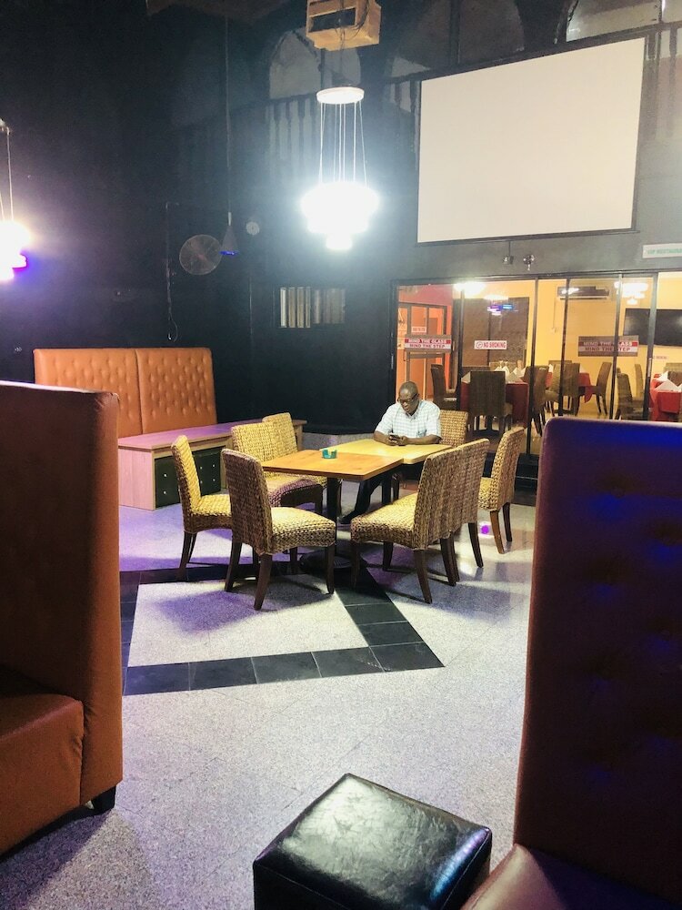 Фото Esporta Suites Hotel Gra