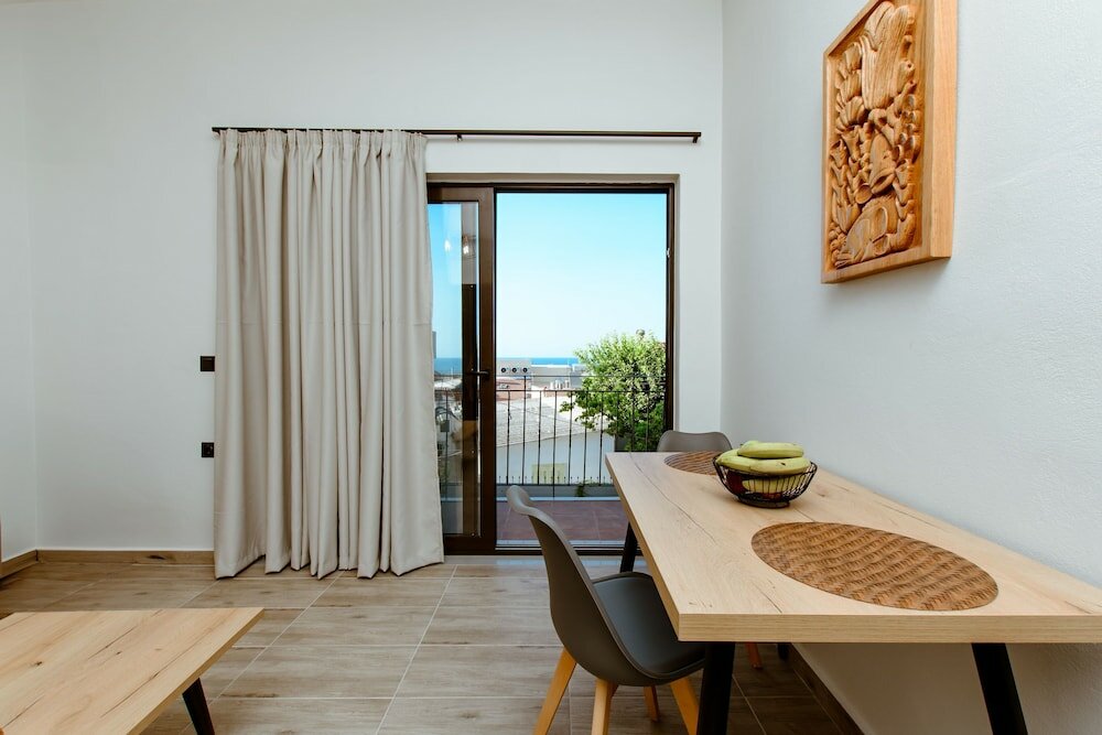 Фото Krinis houses next the old harbour