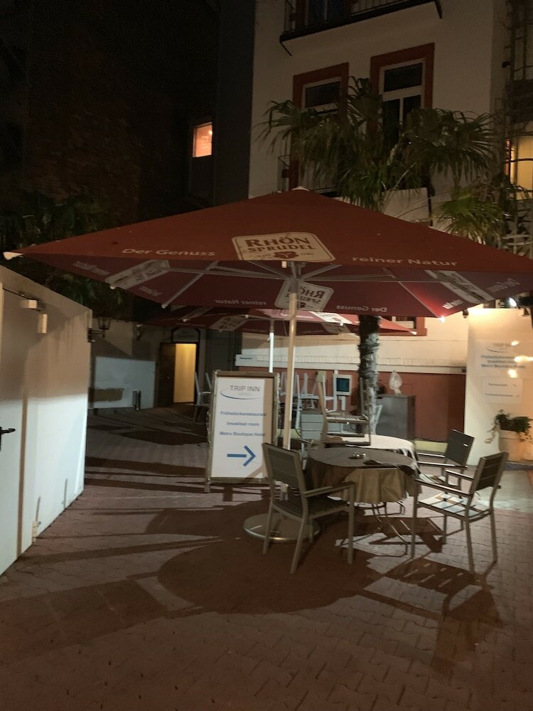 Фото Hotel Little Paris