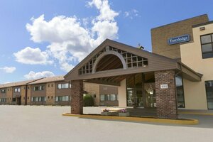 Гостиница Travelodge by Wyndham Thunder Bay