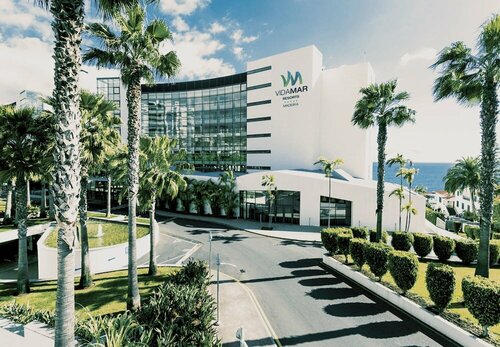 Гостиница VidaMar Hotels & Resorts Madeira на Мадейре
